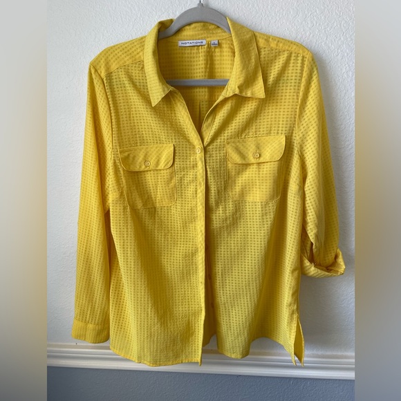Women front open button down shirt with pockets size large - Picture 3 of 10